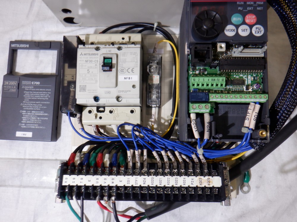 三菱電機製 インバータ 盤 TIB4.4